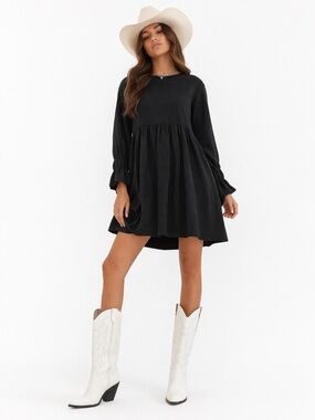 🌺 Wishlist Apparel Black Babydoll Pullover Dress